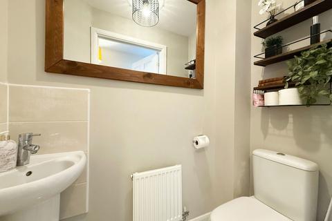3 bedroom townhouse for sale, Lewis Close, Kempston, Bedford, Bedfordshire, MK42 7FX