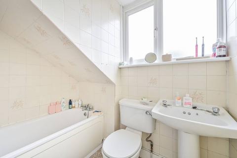 1 bedroom flat to rent, Madeira Road, Streatham, London, SW16