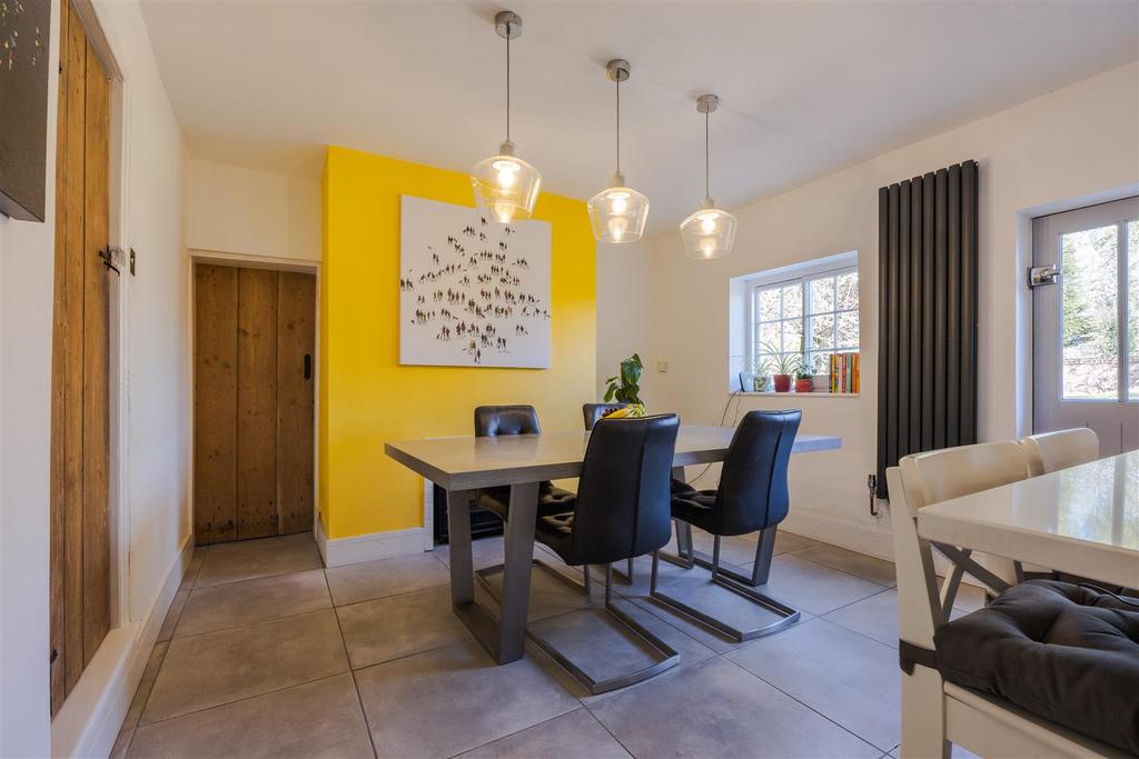 Kitchen diner