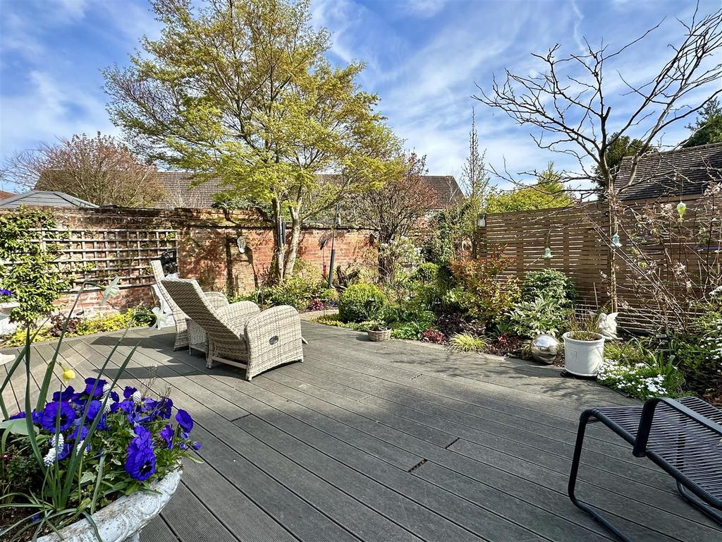 Decked garden
