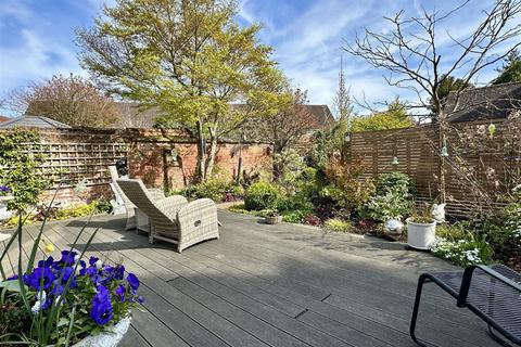 32a Evesham Street, Alcester, B49 5DW