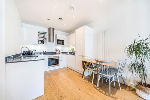 1 bedroom flat for sale, Esker Place, London E2