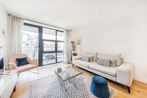 1 bedroom flat for sale, Esker Place, London E2