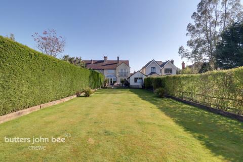 4 bedroom semi-detached house for sale, Nantwich Road, Crewe