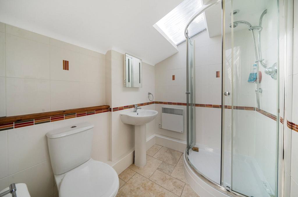 GF Shower Room