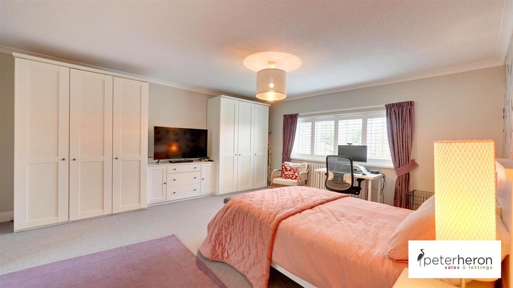 Bedroom 1 (front)