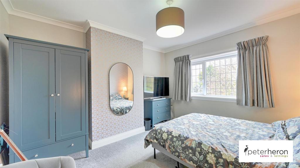 Bedroom 3 (rear)