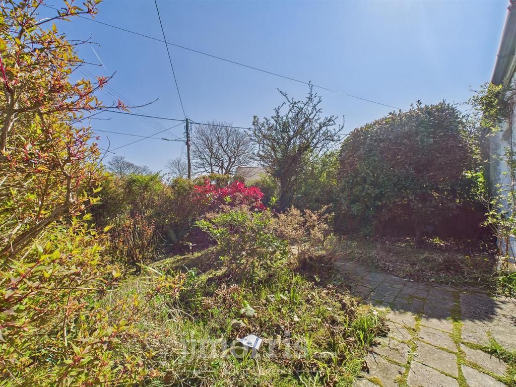 CAM02122 G0-PR0282-STILL003.jpg