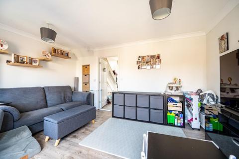 3 Barberry Path, Dunmow, CM6 1GJ