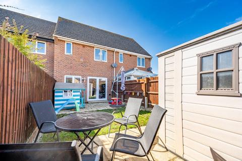 3 Barberry Path, Dunmow, CM6 1GJ