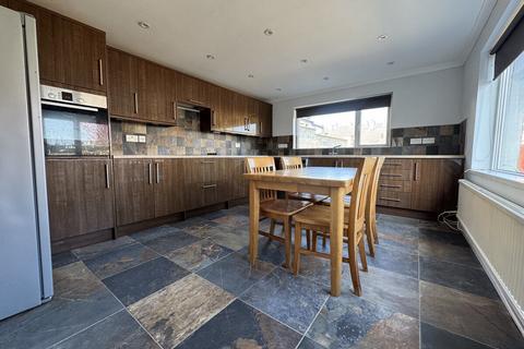 3 bedroom detached bungalow for sale, High Terrace, Holyhead, Anglesey, LL65