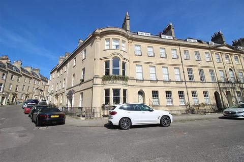 1 bedroom apartment to rent, St James's Square, Bath