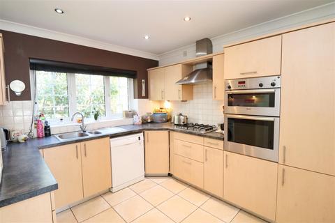4 bedroom detached house for sale, East Hundreds, Fleet GU51