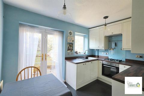 12 Bronte Grove, Stoke-on-trent, ST2 7QF