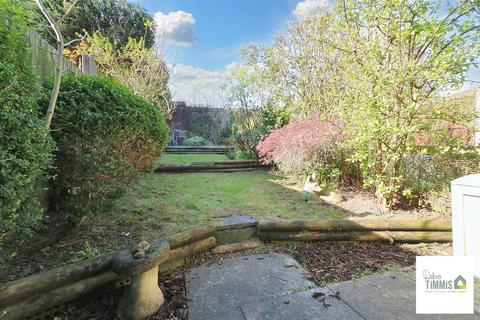 12 Bronte Grove, Stoke-on-trent, ST2 7QF