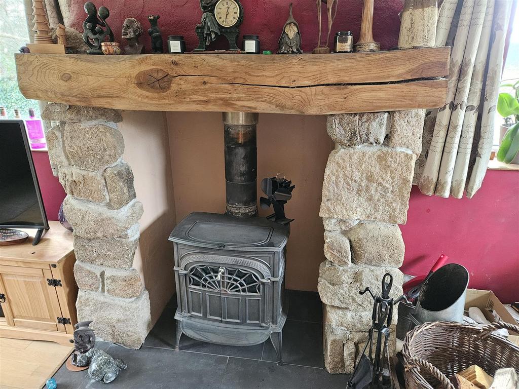 Woodburner.jpg