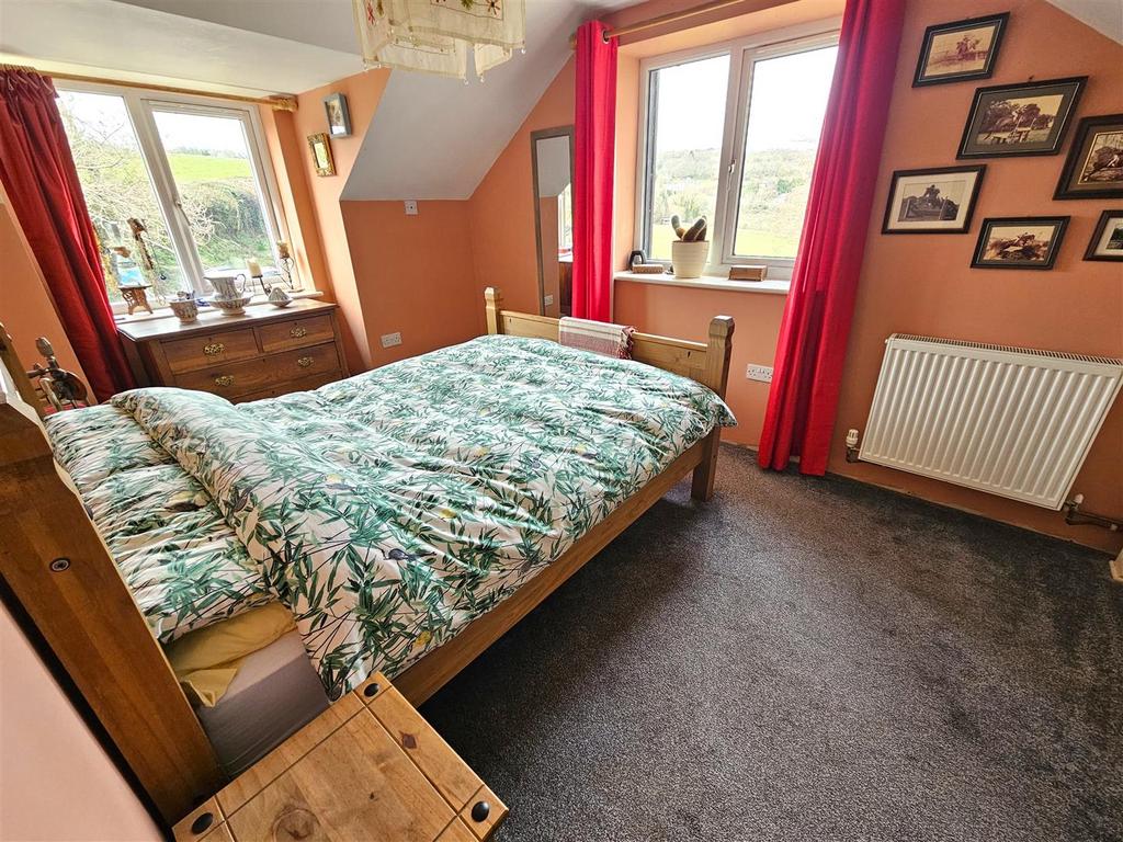 Master Bedroom.jpg