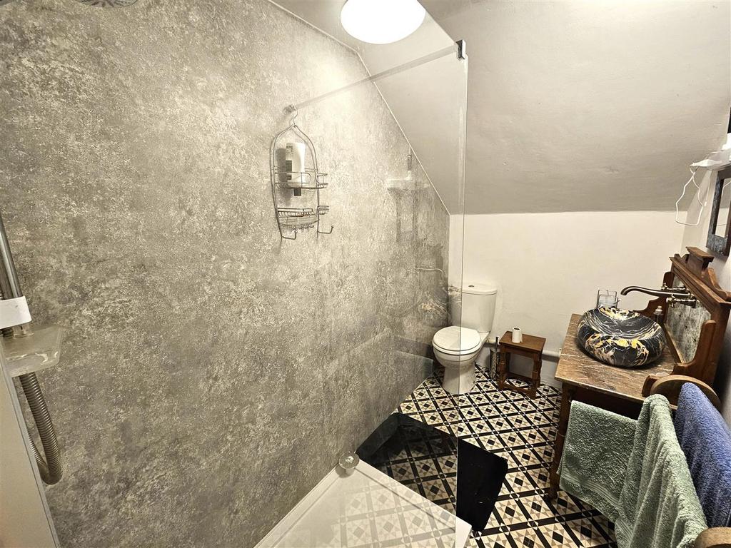 En Suite.jpg