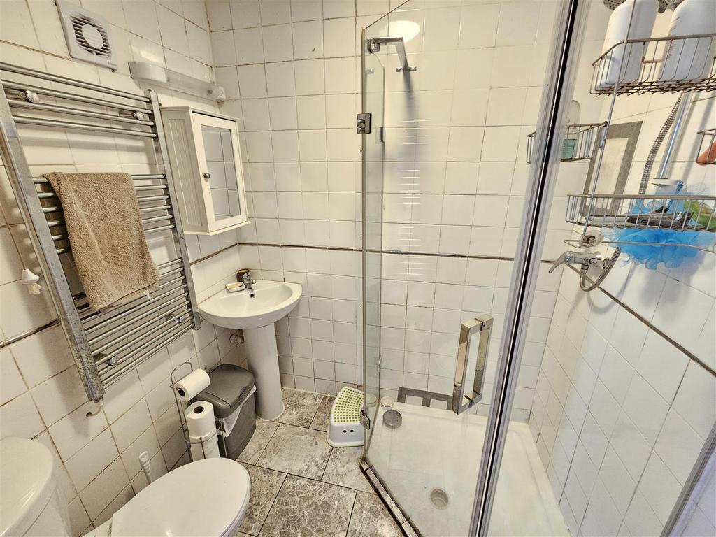 Ground Floor Shower Room.jpg