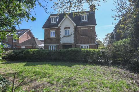 Keephatch Road, Berkshire RG40