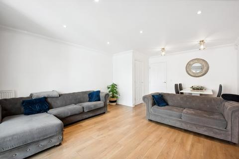 7 Ashleigh Gardens, Blue Bell Hill, Chatham, ME5 9GF