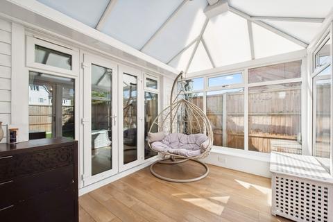7 Ashleigh Gardens, Blue Bell Hill, Chatham, ME5 9GF