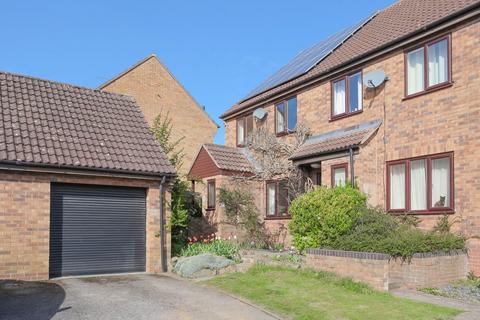 3 bedroom end of terrace house for sale, Gascoigne Way, Bloxham
