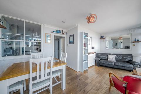 undefined, Marine Drive West, Marine Court, PO21