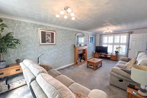 4 bedroom detached house for sale, Tai Arfryn, Broadlands, Bridgend County Borough, CF31 5AN