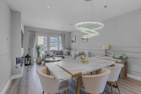 5 bedroom semi-detached house for sale, Ryder Road, Farnworth, Widnes