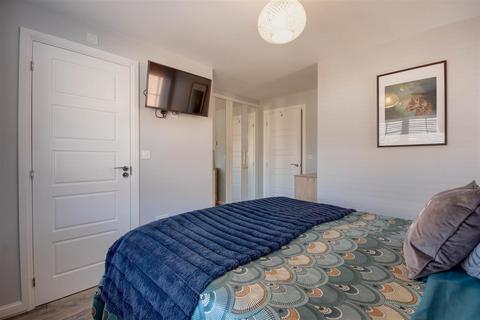 61 Petfield Drive, Anlaby, Hull, HU10 7ES
