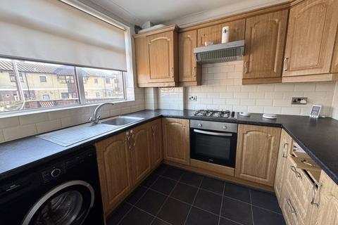 3 bedroom terraced house to rent, Kelham Square, Sunderland, Tyne and Wear, SR5