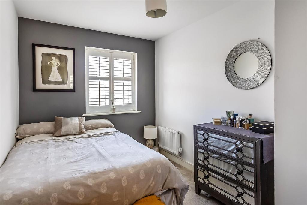 Bedroom 5.jpg