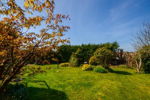 4 bedroom detached bungalow for sale, 14 Browning Drive, Bodmin, PL31 1PW