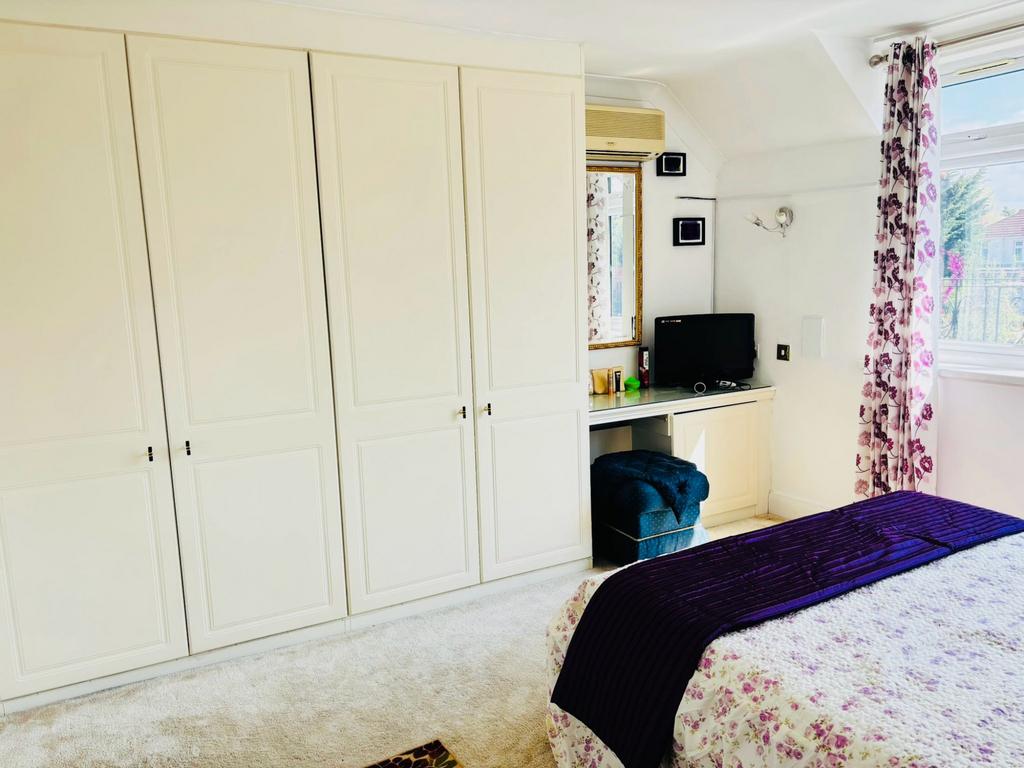 Bedroom 4