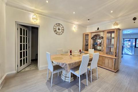 51 Jersey Road, Hounslow, TW5 0TR