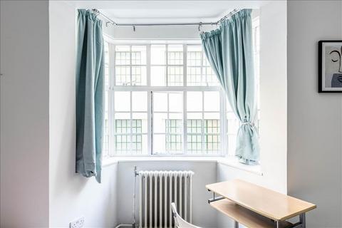 1 bedroom apartment for sale, Russell Court, Bloomsbury, WC1H