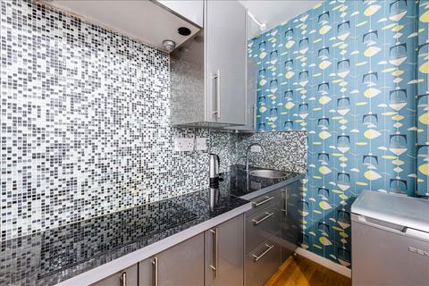 1 bedroom apartment for sale, Russell Court, Bloomsbury, WC1H