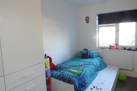 undefined, Raymouth Road, London