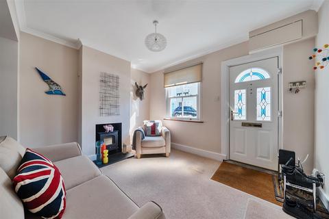 17 Primrose Gardens, Bushey, WD23 1BU