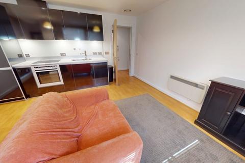 2 bedroom flat to rent, St Martins Gate, Birmingham B2