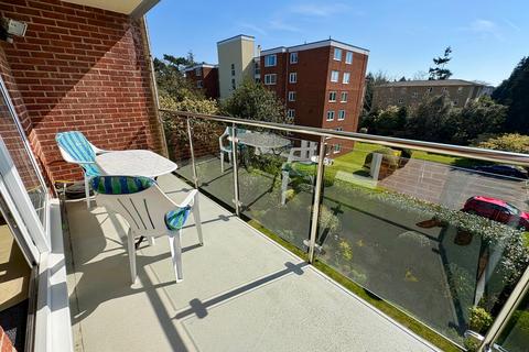3 bedroom apartment for sale, The Avenue, Branksome Park, Poole, BH13