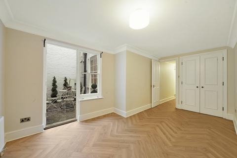 2 bedroom apartment to rent, Dorset Square, London, NW1