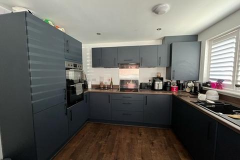 undefined, Stunning 3 bedroom property