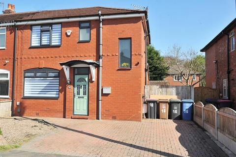 16 Elsinore Avenue Irlam M44 6NP