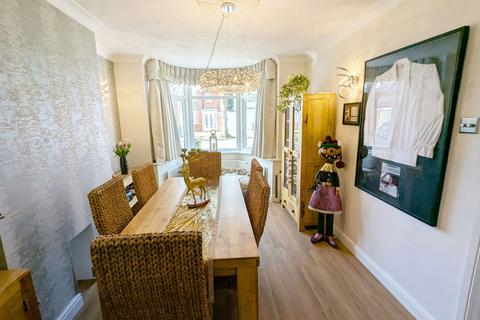 97 Arnold Road, Shirley, Solihull, B90 3JS