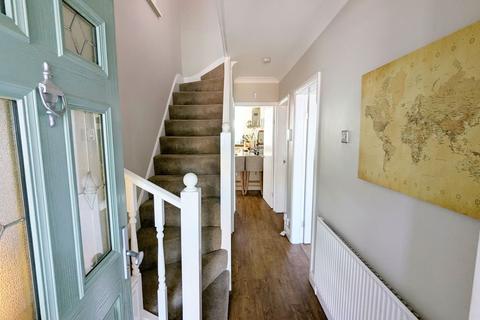 97 Arnold Road, Shirley, Solihull, B90 3JS