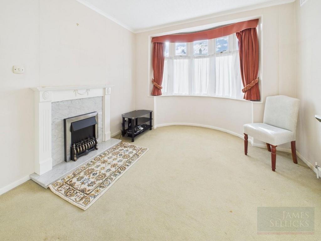 Through Lounge/Dining Room