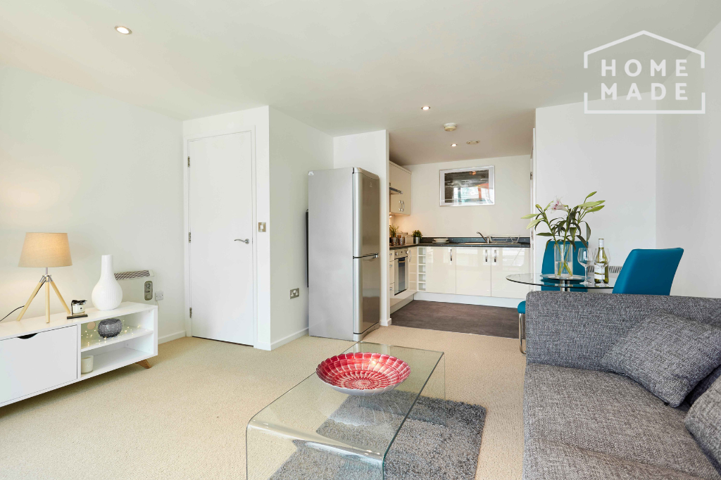 73338f0f85277d11551d0540425c