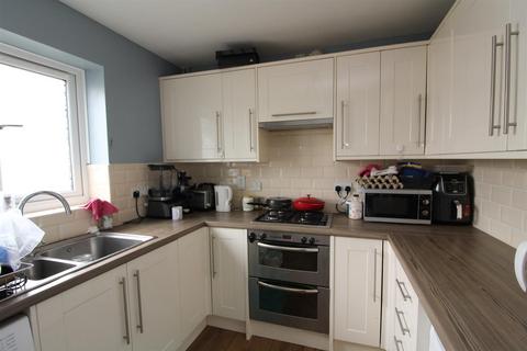 3 bedroom end of terrace house to rent, Woodspring Court, Monkston, Milton Keynes, MK10 9EX
